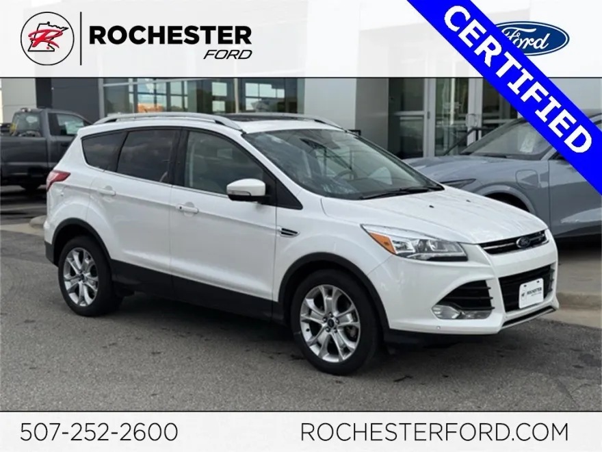 2016 Ford Escape Titanium photo 1