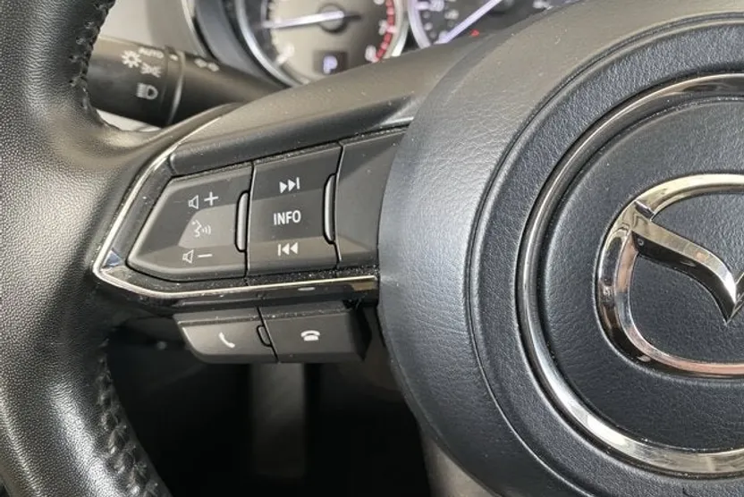 2018 Mazda CX-9 Touring photo 1