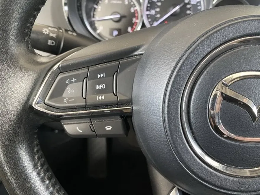 2018 Mazda CX-9 Touring photo 1