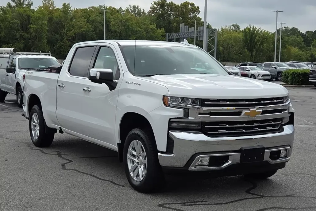2020 Chevrolet Silverado 1500 LTZ photo 1