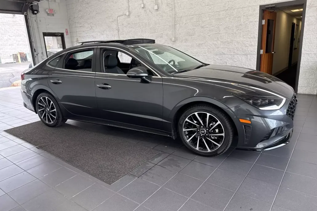 2021 Hyundai Sonata Limited photo 1