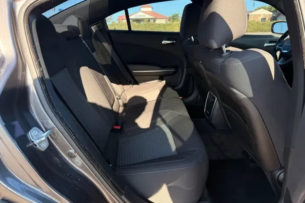 2018 Dodge Charger GT photo 1