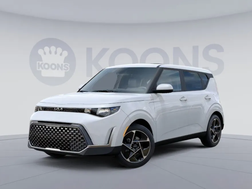 2025 Kia Soul EX photo 1