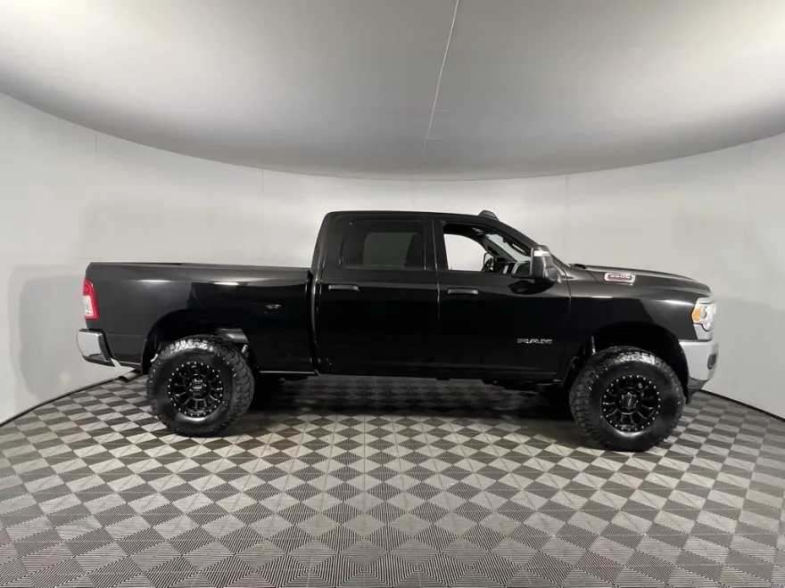 2024 Ram 2500 Big Horn photo 1