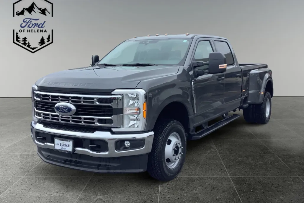 2026 Ford F-350 XLT photo 1