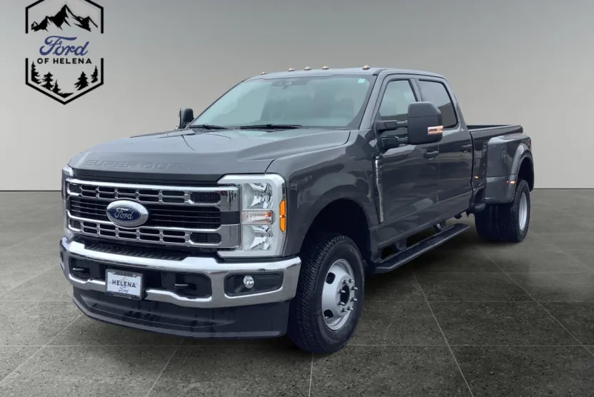 2026 Ford F-350 XLT photo 1