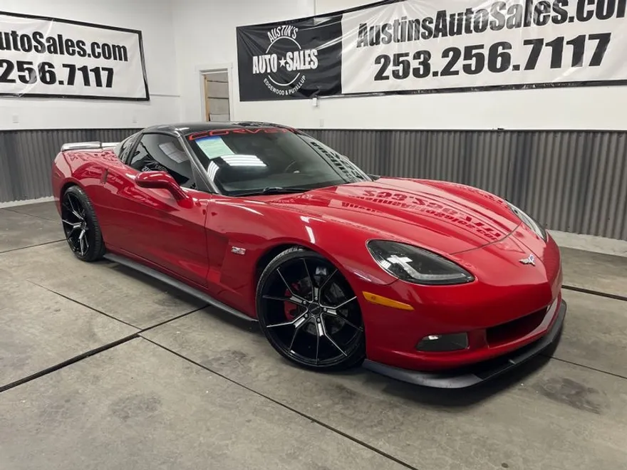 2005 Chevrolet Corvette Base photo 1