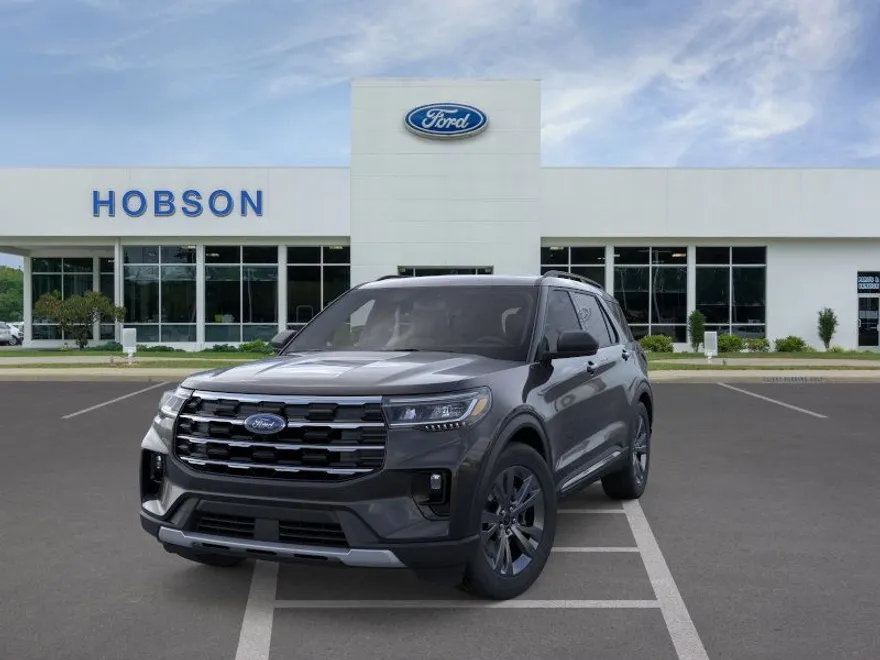 2025 Ford Explorer photo 1