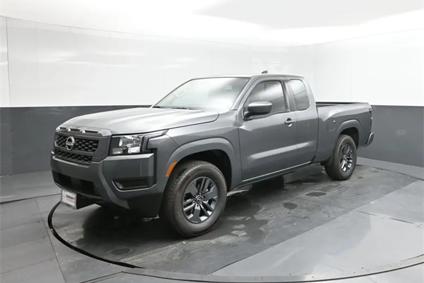 2025 Nissan Frontier SV photo 1