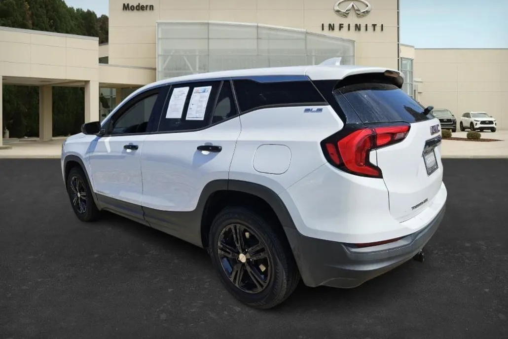 2020 Gmc Terrain SLE photo 1