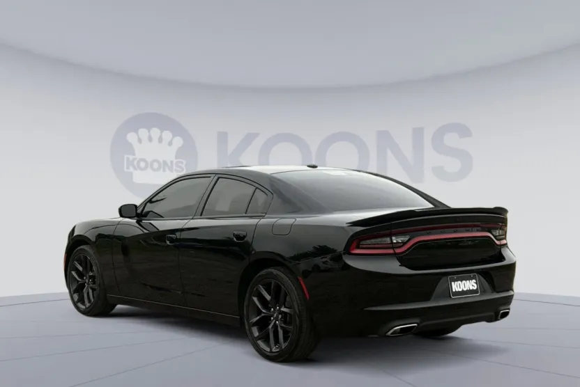 2021 Dodge Charger SXT photo 1