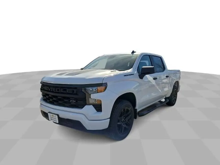2025 Chevrolet Silverado 1500 Custom photo 1