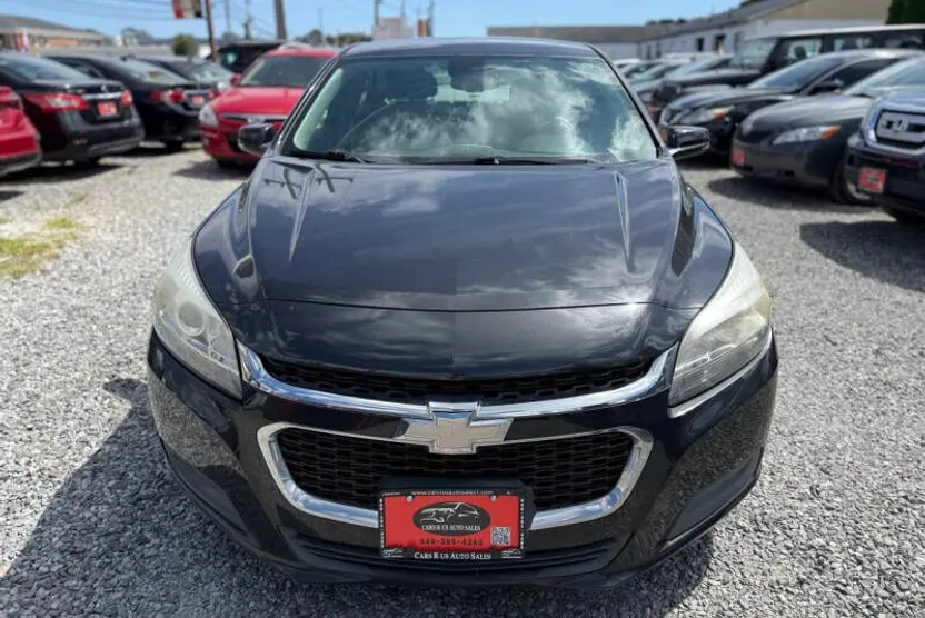 2015 Chevrolet Malibu 1LT photo 1