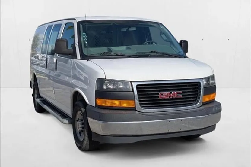 2017 Gmc Savana Cargo 2500 photo 1