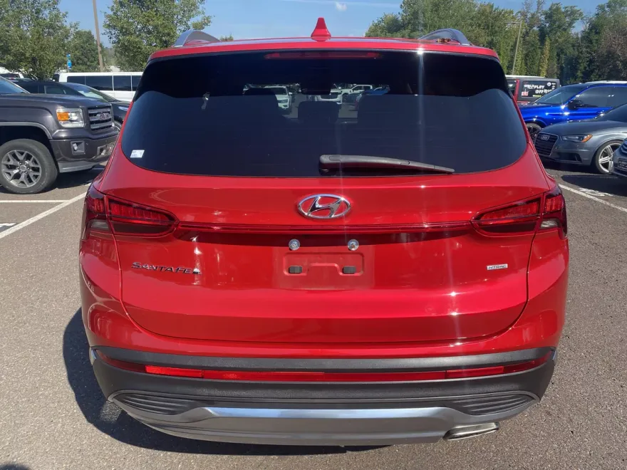 2022 Hyundai Santa Fe SEL photo 1