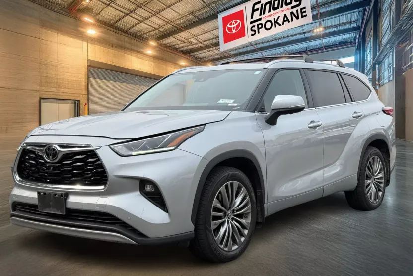 2023 Toyota Highlander Limited Platinum XLE XSE photo 1