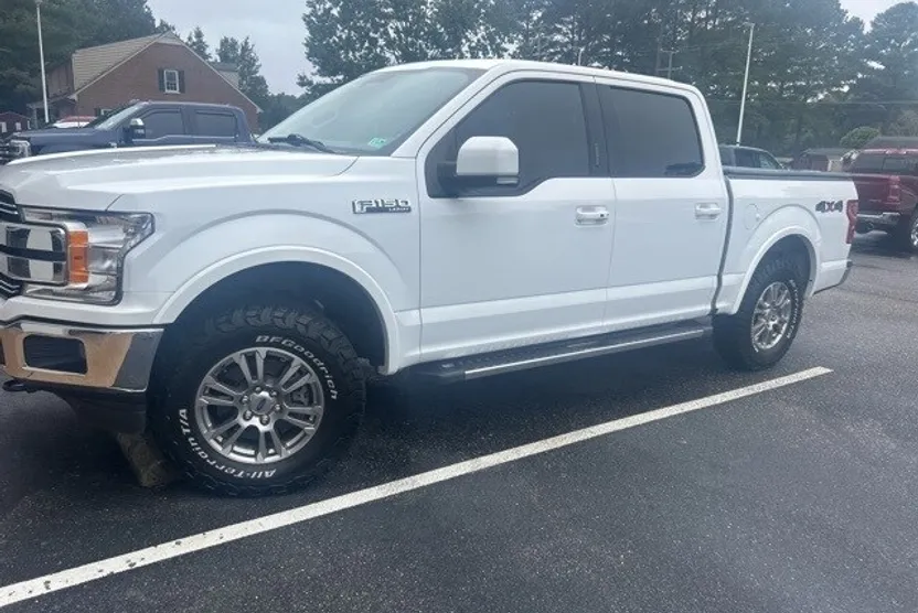 2018 Ford F-150 Lariat photo 1
