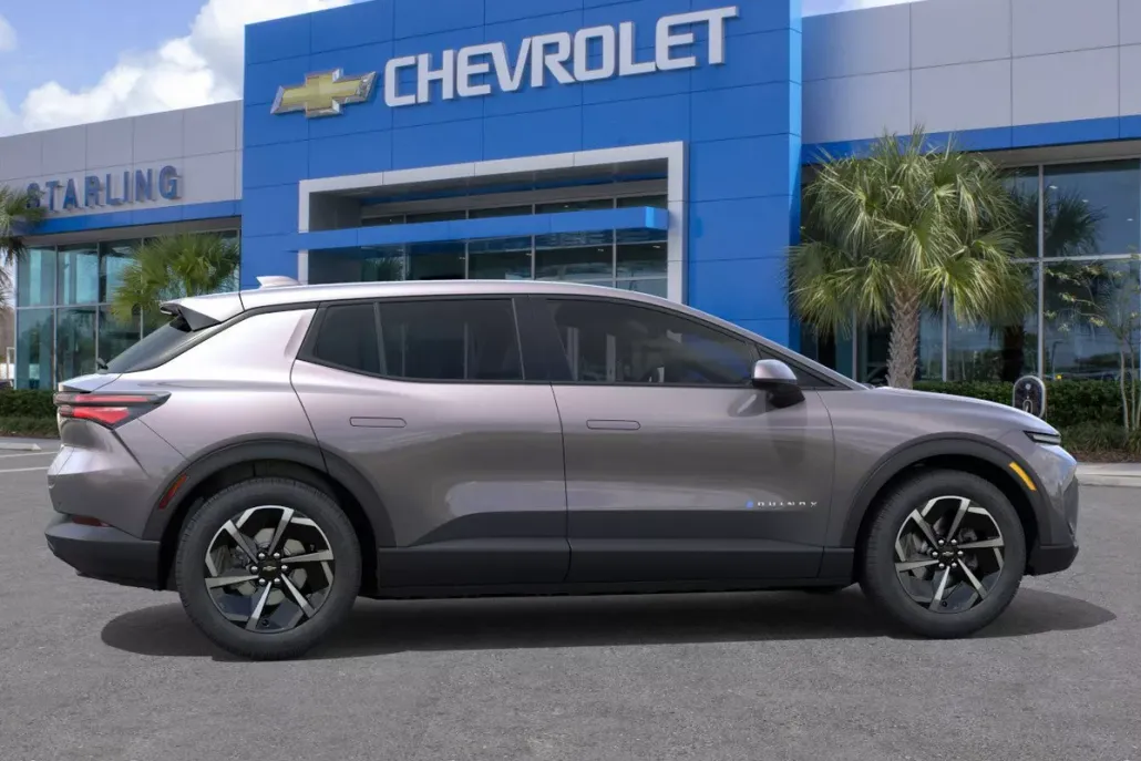 2026 Chevrolet Equinox EV 1LT photo 1