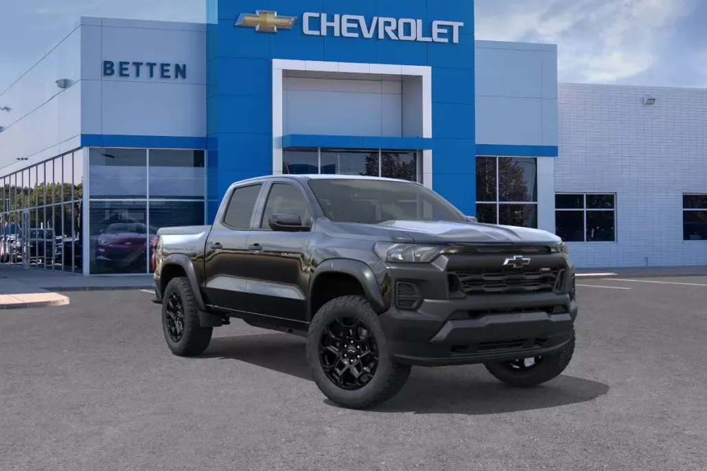 2026 Chevrolet Colorado Trail Boss photo 1