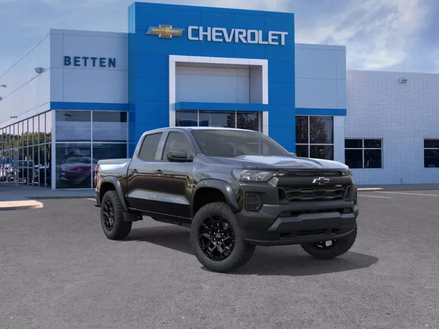 2026 Chevrolet Colorado Trail Boss photo 1