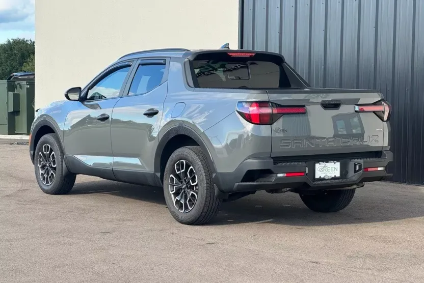 2023 Hyundai Santa Cruz SEL photo 1
