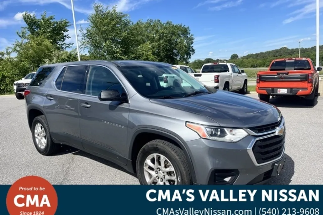 2020 Chevrolet Traverse LS photo 1