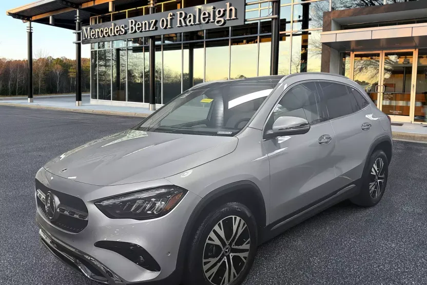 2025 Mercedes Benz GLA 250 photo 1