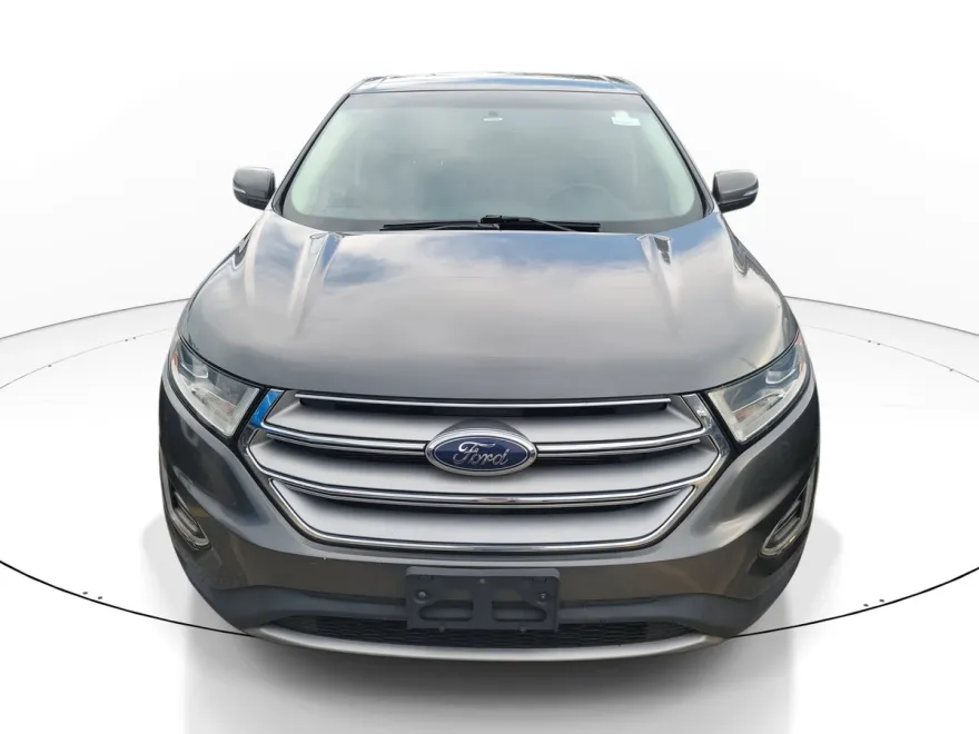 2017 Ford Edge SEL photo 1