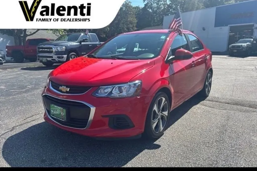 2018 Chevrolet Sonic Premier photo 1
