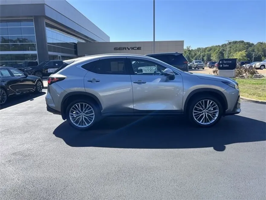 2025 Lexus NX 350 Premium photo 1