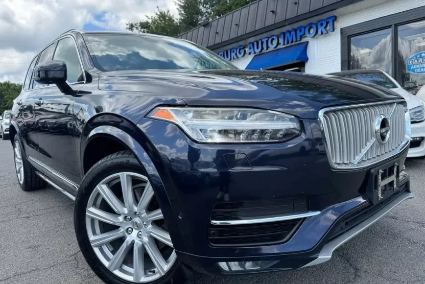 2016 Volvo XC90 T6 Inscription photo 1