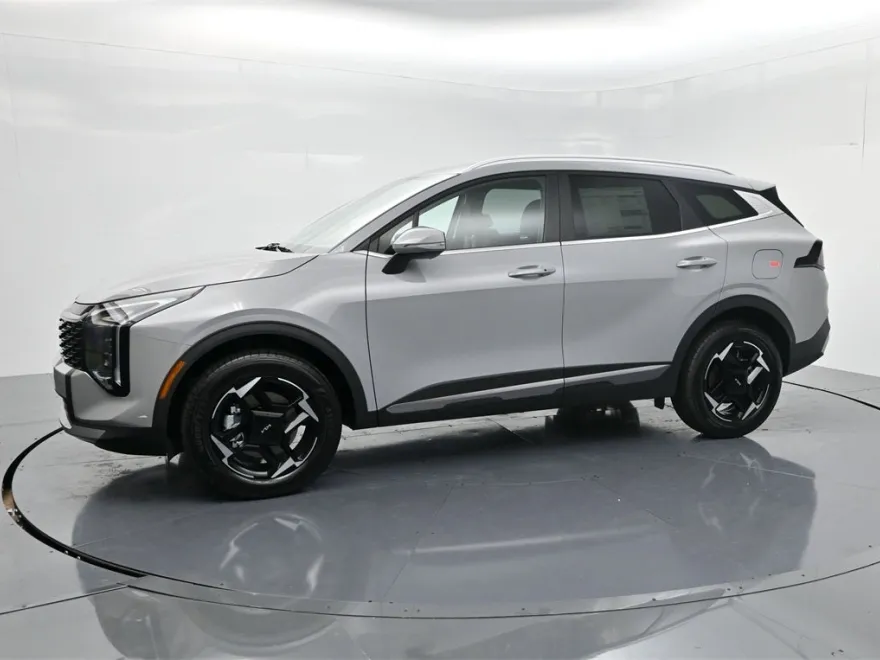 2026 Kia Sportage Hybrid EX photo 1
