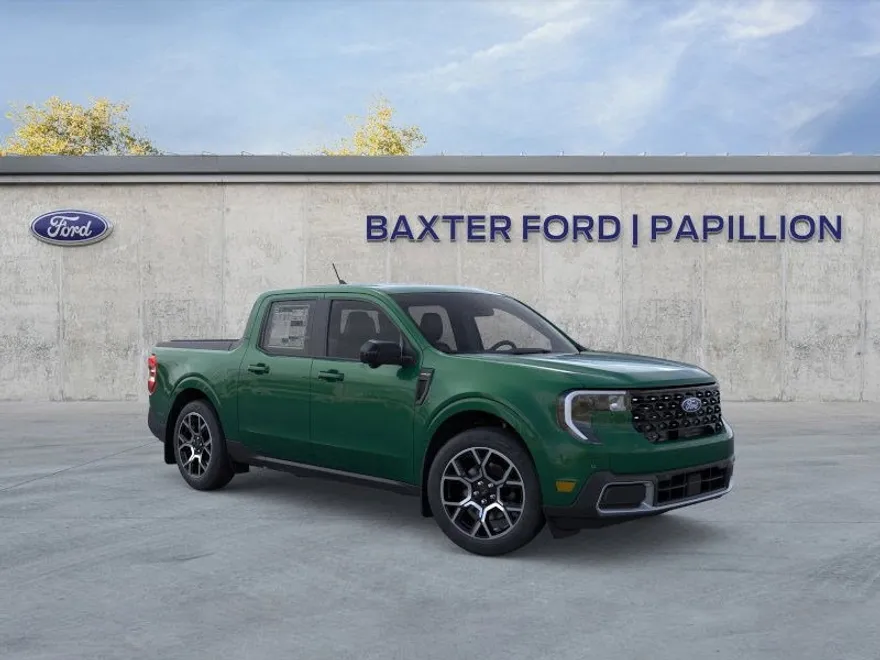 2025 Ford Maverick Lariat photo 1