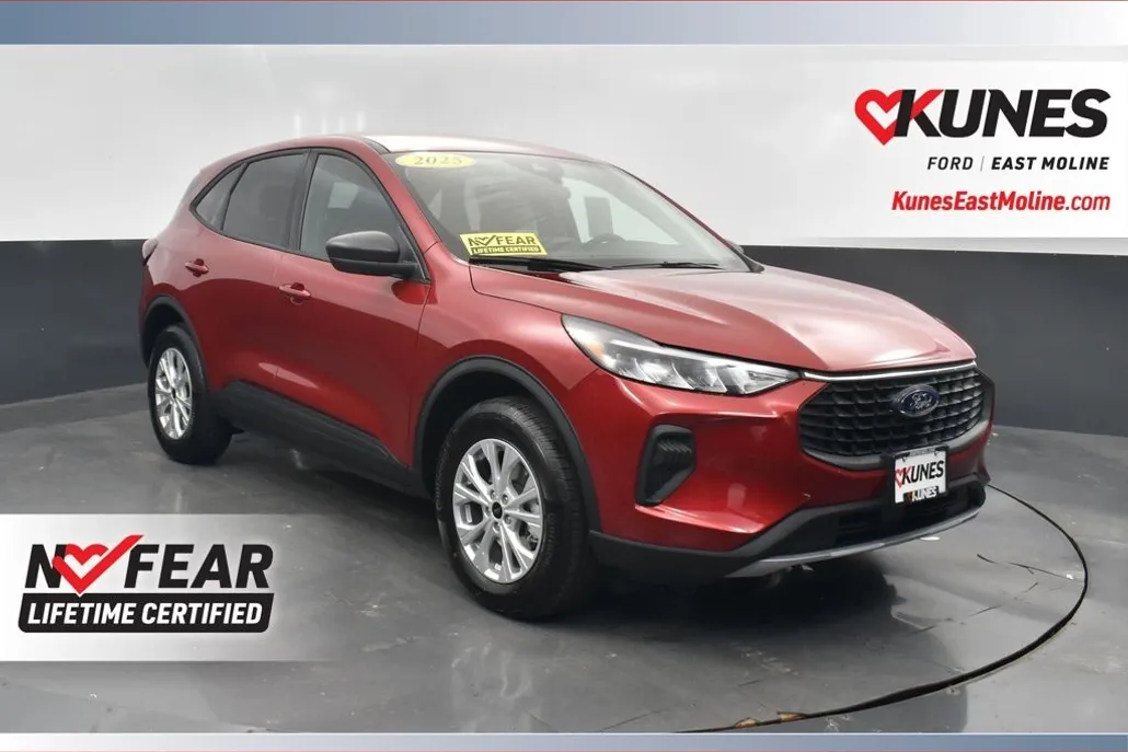2025 Ford Escape Active photo 1