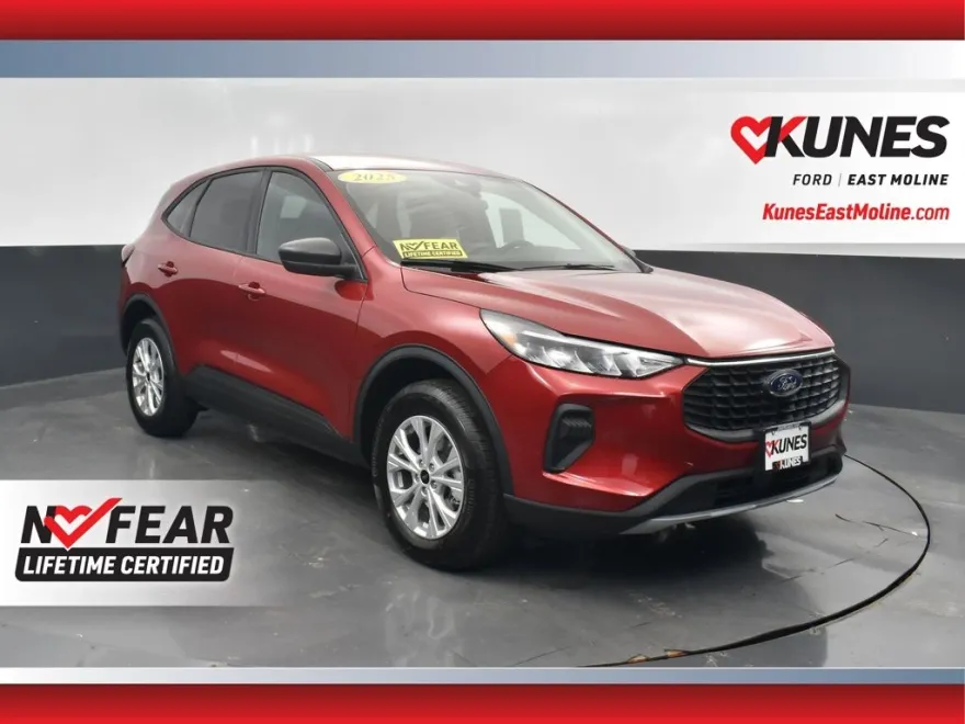 2025 Ford Escape Active photo 1