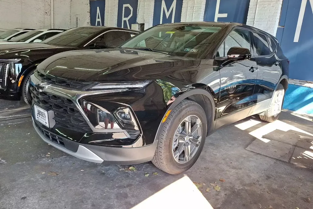 2023 Chevrolet Blazer 2LT photo 1