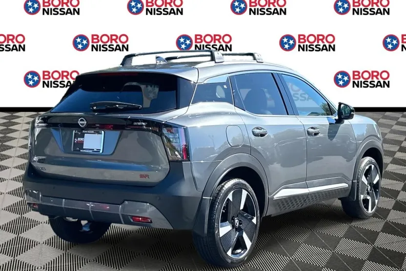 2026 Nissan Kicks SR photo 1