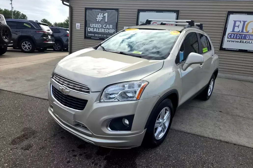 2016 Chevrolet Trax LT photo 1