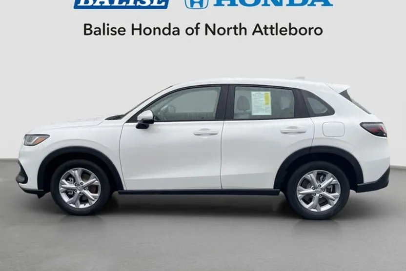 2025 Honda HR-V LX photo 1
