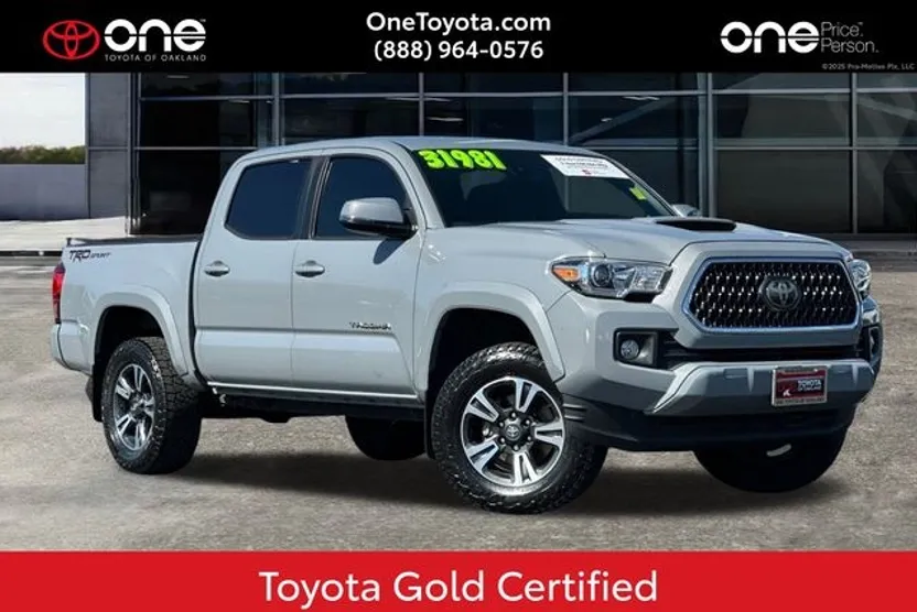 2019 Toyota Tacoma V6 photo 1