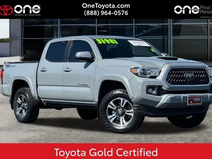 2019 Toyota Tacoma V6 photo 1