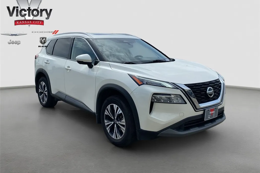 2021 Nissan Rogue SV photo 1