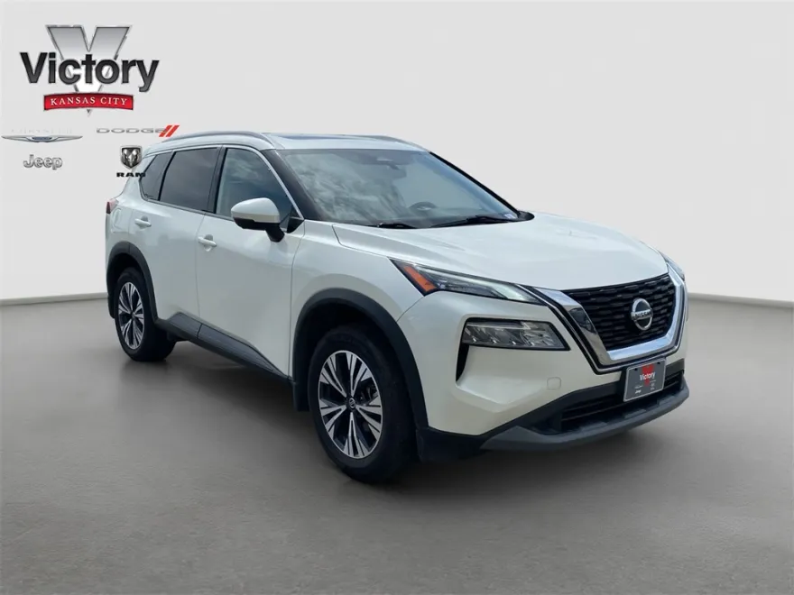 2021 Nissan Rogue SV photo 1