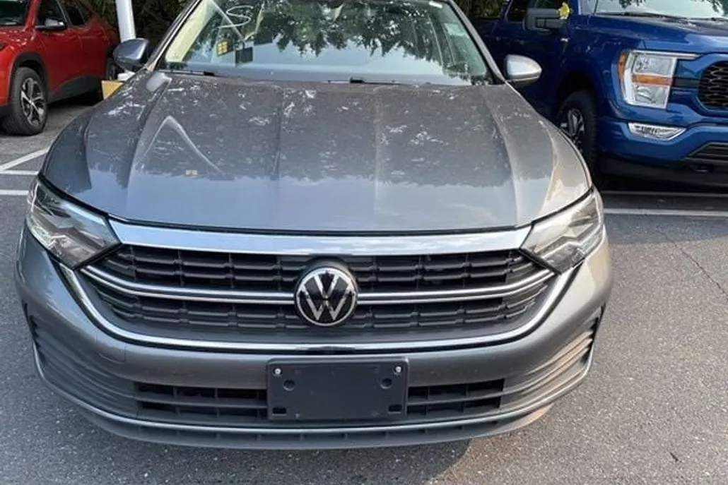 2024 Volkswagen Jetta 1.5T S photo 1