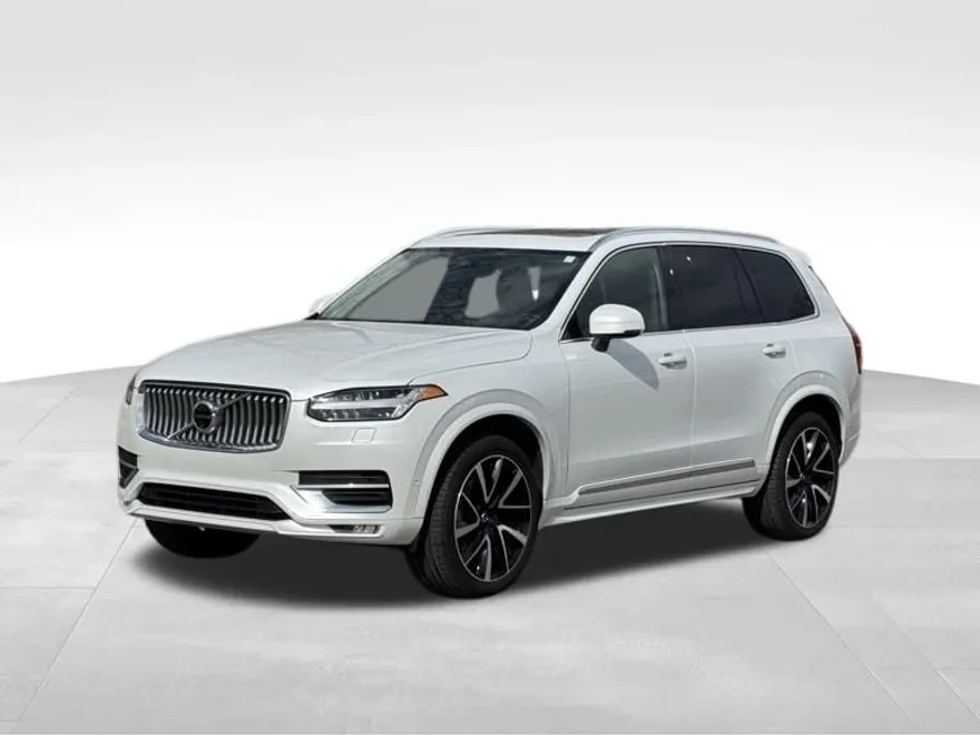 2024 Volvo XC90 Plus photo 1