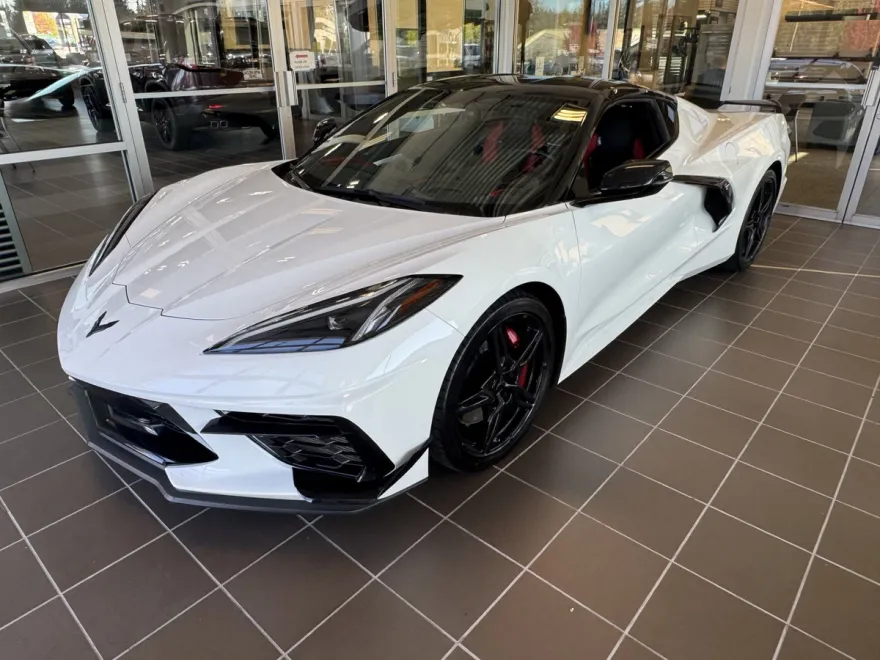 2021 Chevrolet Corvette Stingray 2LT photo 1
