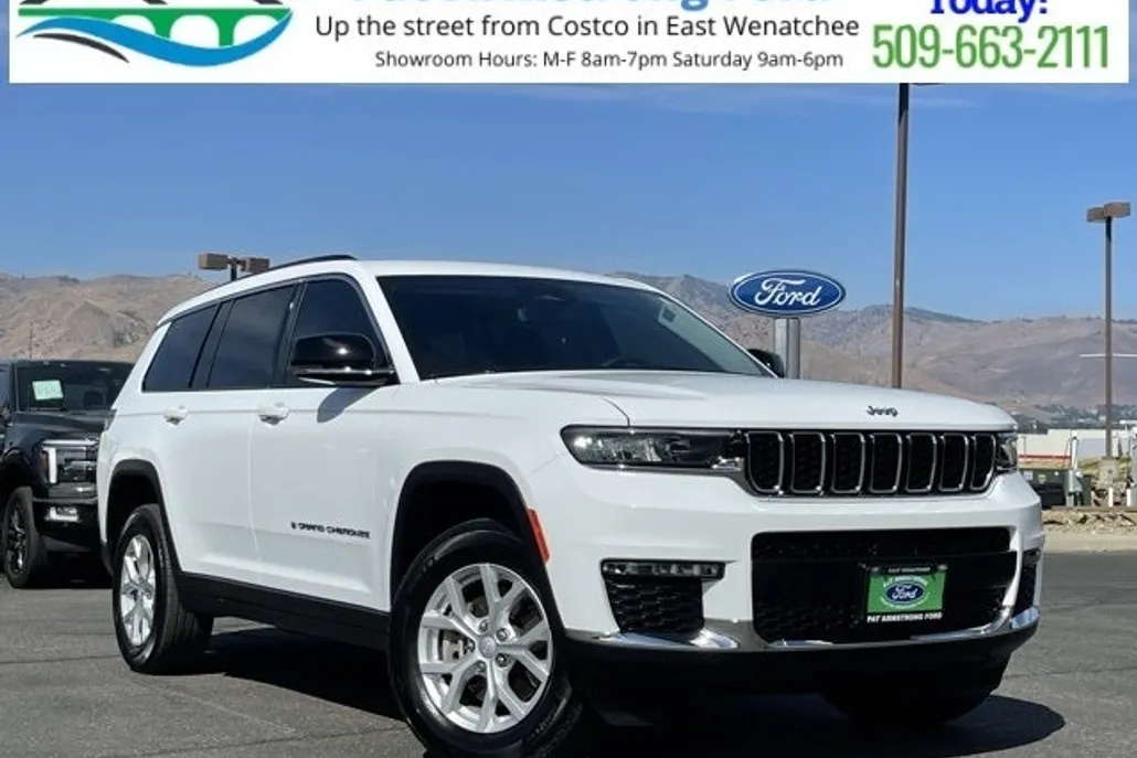 2023 Jeep Grand Cherokee Limited photo 1