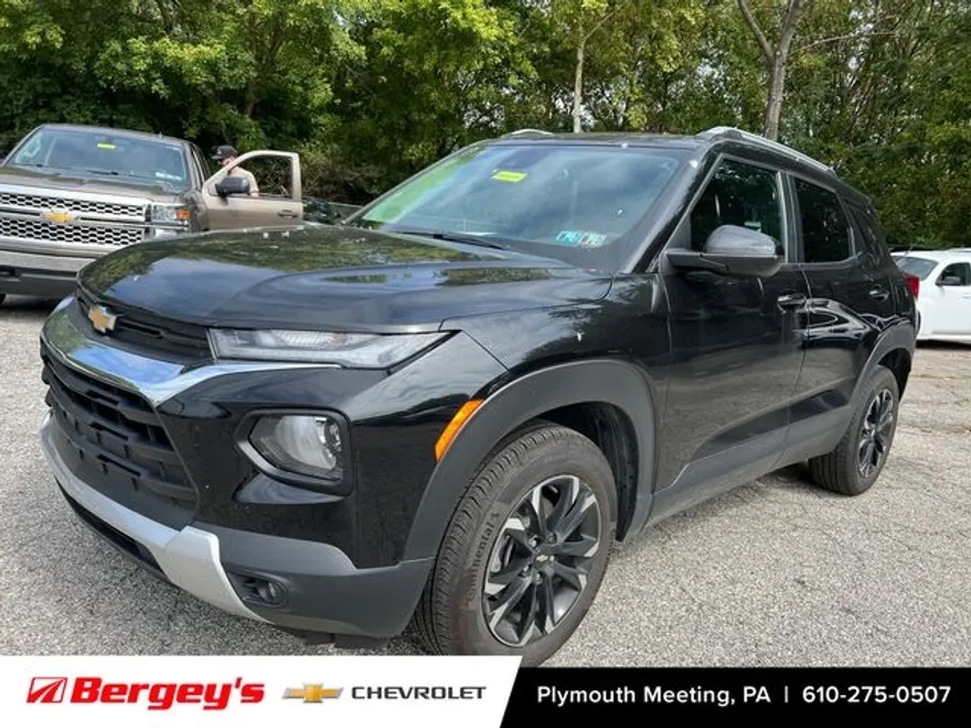2022 Chevrolet Trailblazer LT photo 1