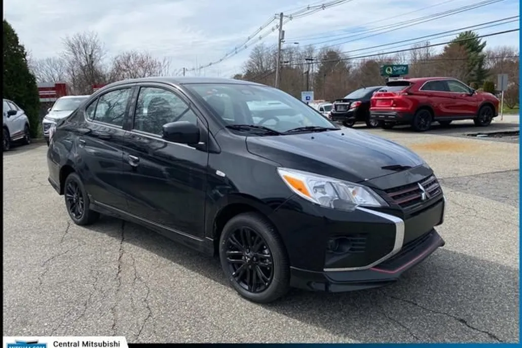 2024 Mitsubishi Mirage G4 photo 1