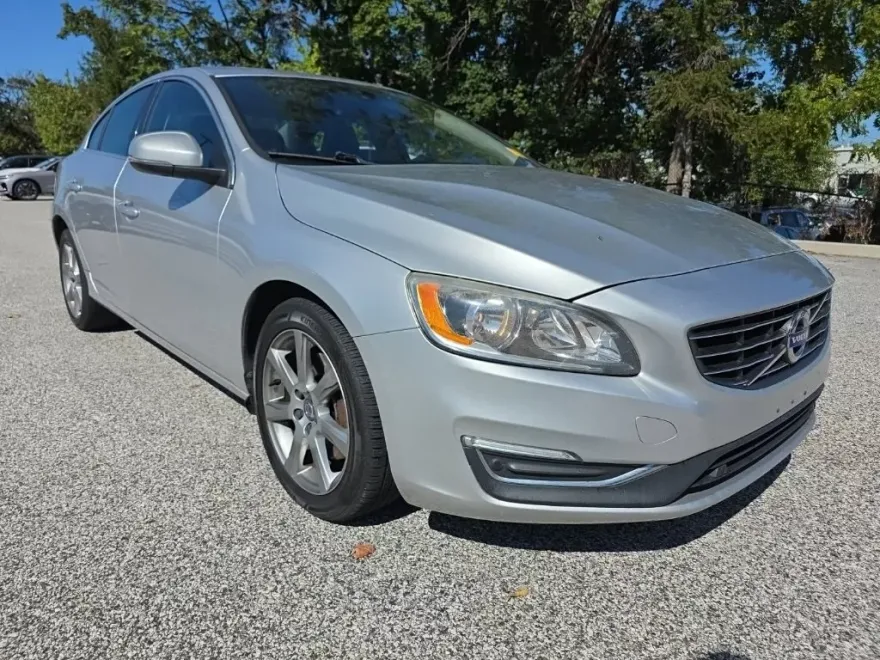 2016 Volvo S60 T5 Premier photo 1